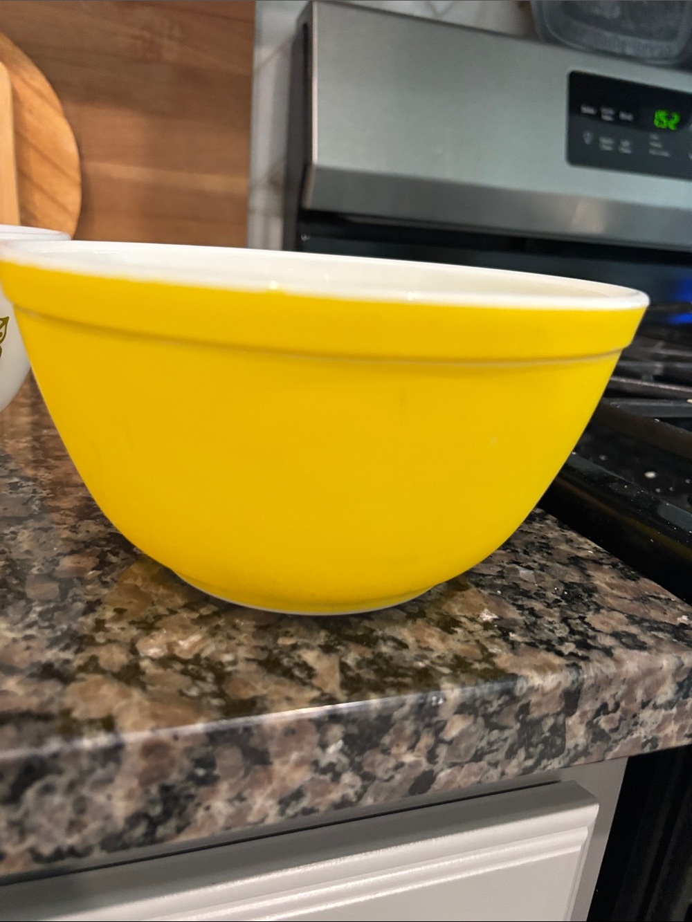 Yellow Mixing Bowl - Classic Kitchen Serving Bowl Pyrex